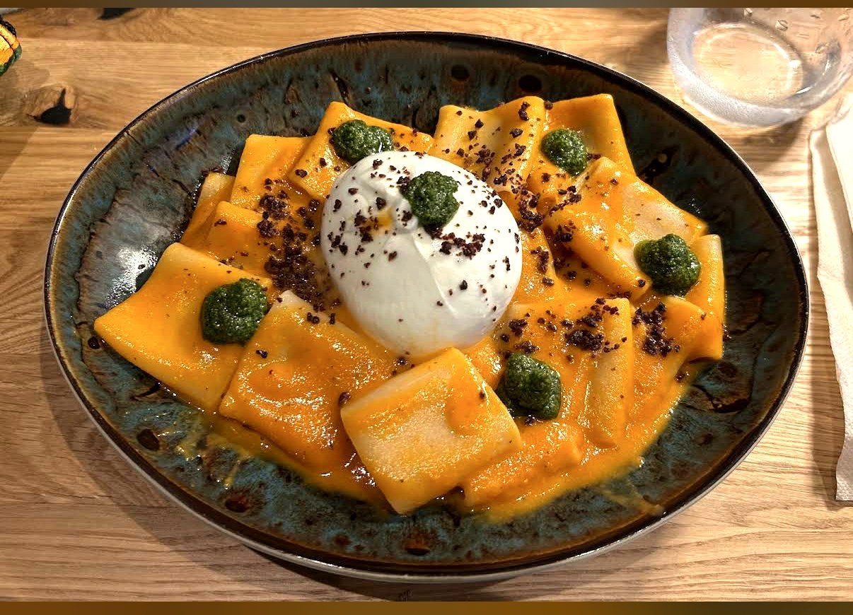 Paccheri frais aux tomates confites et burrata des Pouilles